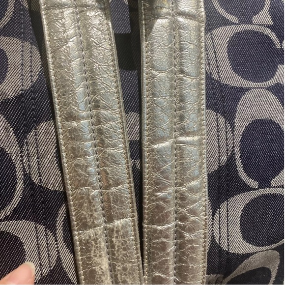 Rare. Coach Book bag. - Picture 5 of 8